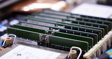 內(nèi)存模塊.jpg 內(nèi)存模塊.jpg